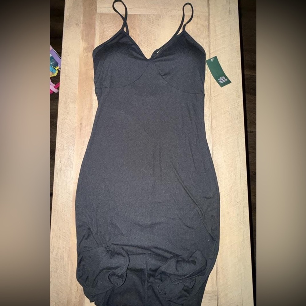 Elegant Black Strapless Dress